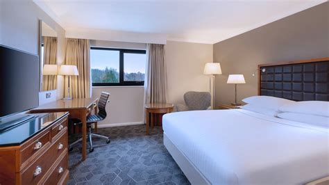 cheap hotels in silverstone area